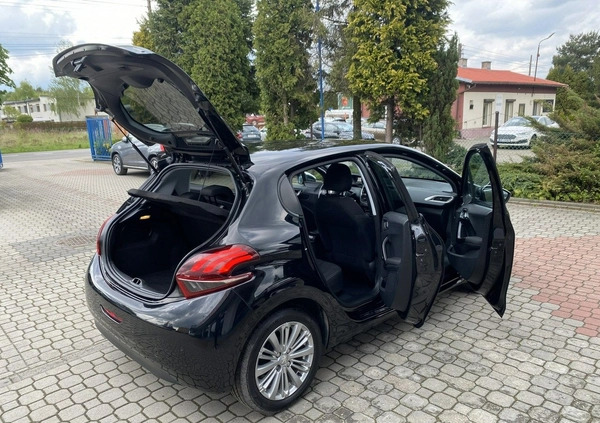 Peugeot 208 cena 35900 przebieg: 123000, rok produkcji 2017 z Dobczyce małe 562
